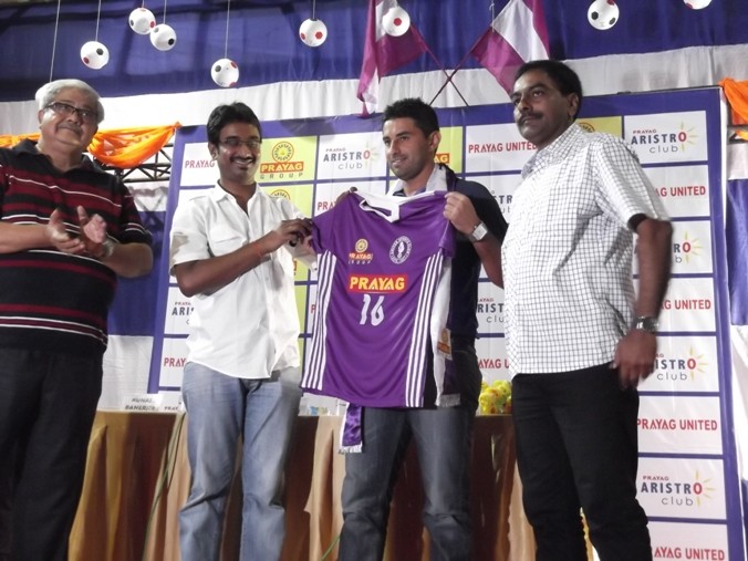 Carlos Hernandez: Ready to Mesmerize Prayag Fans !!