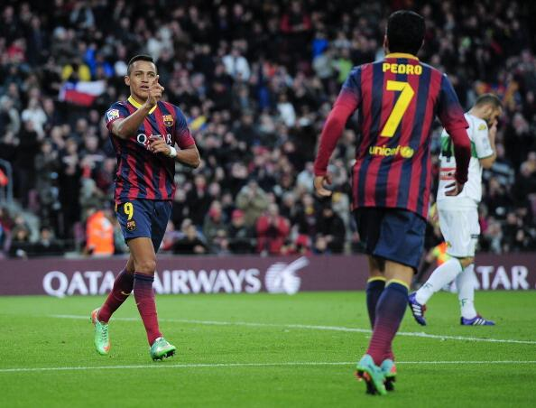 Alexis Sanchez (left, FC Barcelona attacking midfielder) and Pedro Rodriguez (right, FC Barcelona forward) | FC Barcelona - The Resurrection Of Alexis And Pedro Under Tata Martino