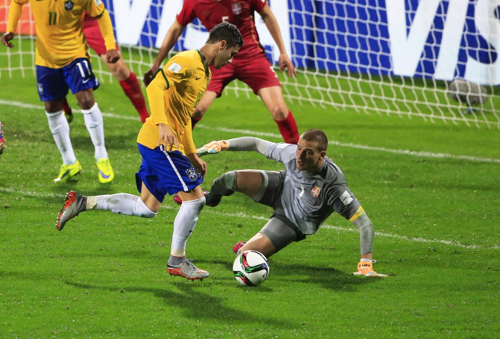 Newcastle United eyeing Andreas Pereira swoop.