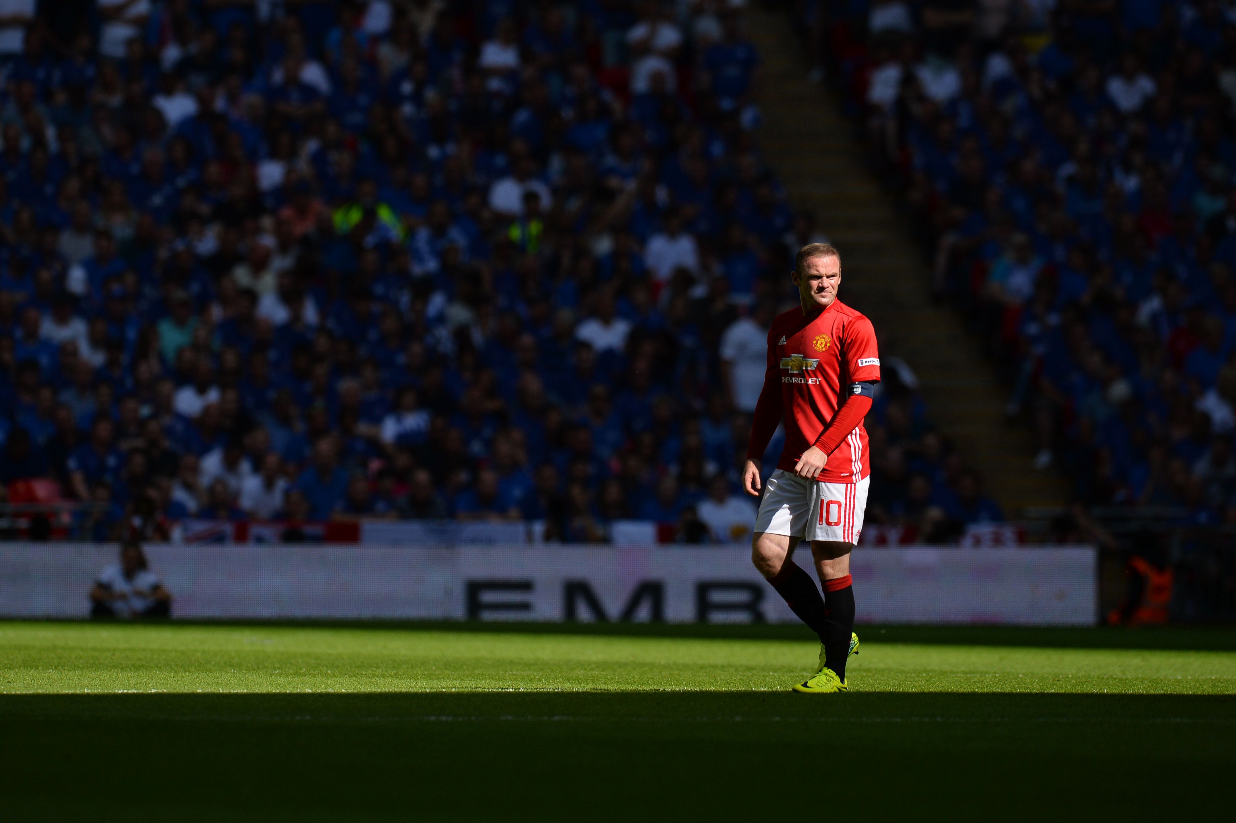 Manchester United's English striker Wayne Rooney plays during the FA Community Shield football match between Manchester United and Leicester City at Wembley Stadium in London on August 7, 2016.    (Photo by Glyn Kirk/AFP/Getty Images)