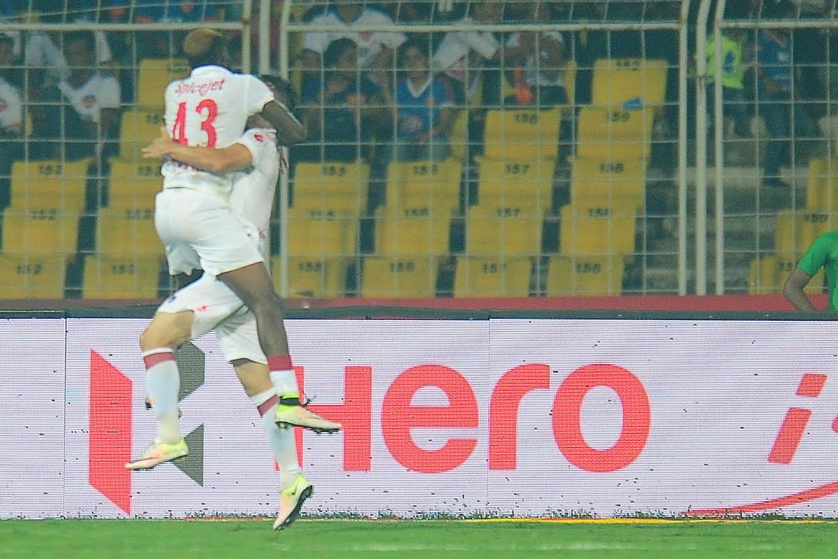 Richard Gadze of Delhi Dynamos FC celebrates the goal during match 27 of the Indian Super League (ISL) season 3 between FC Goa and Delhi Dynamos FC held at the Fatorda Stadium in Goa, India on the 30th October 2016.
Photo by Faheem Hussain / ISL / SPORTZPICS