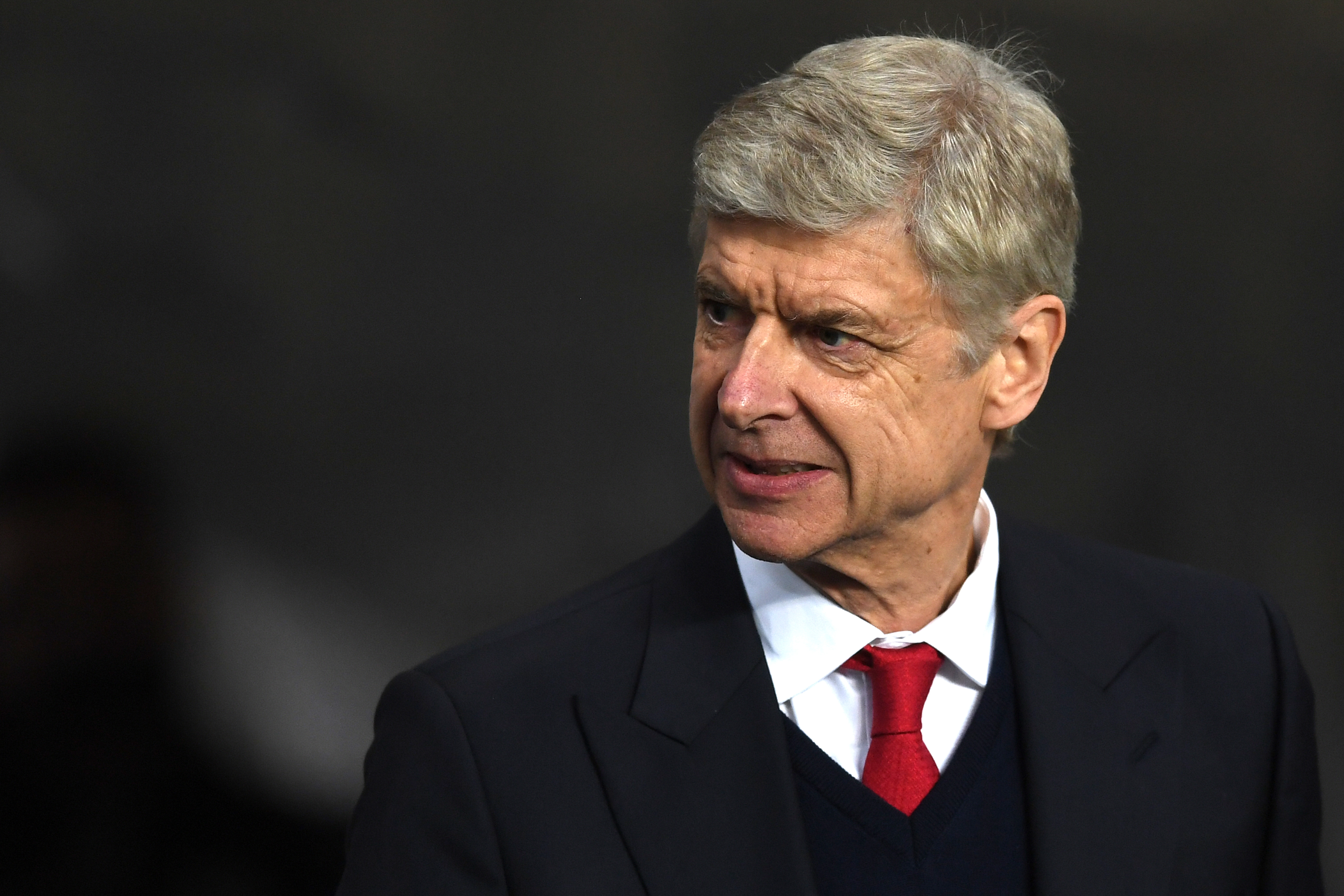 MANCHESTER, ENGLAND - DECEMBER 18: Arsene Wenger, Manager of Arsenal looks on during the Premier League match between Manchester City and Arsenal at the Etihad Stadium on December 18, 2016 in Manchester, England.  (Photo by Michael Regan/Getty Images)