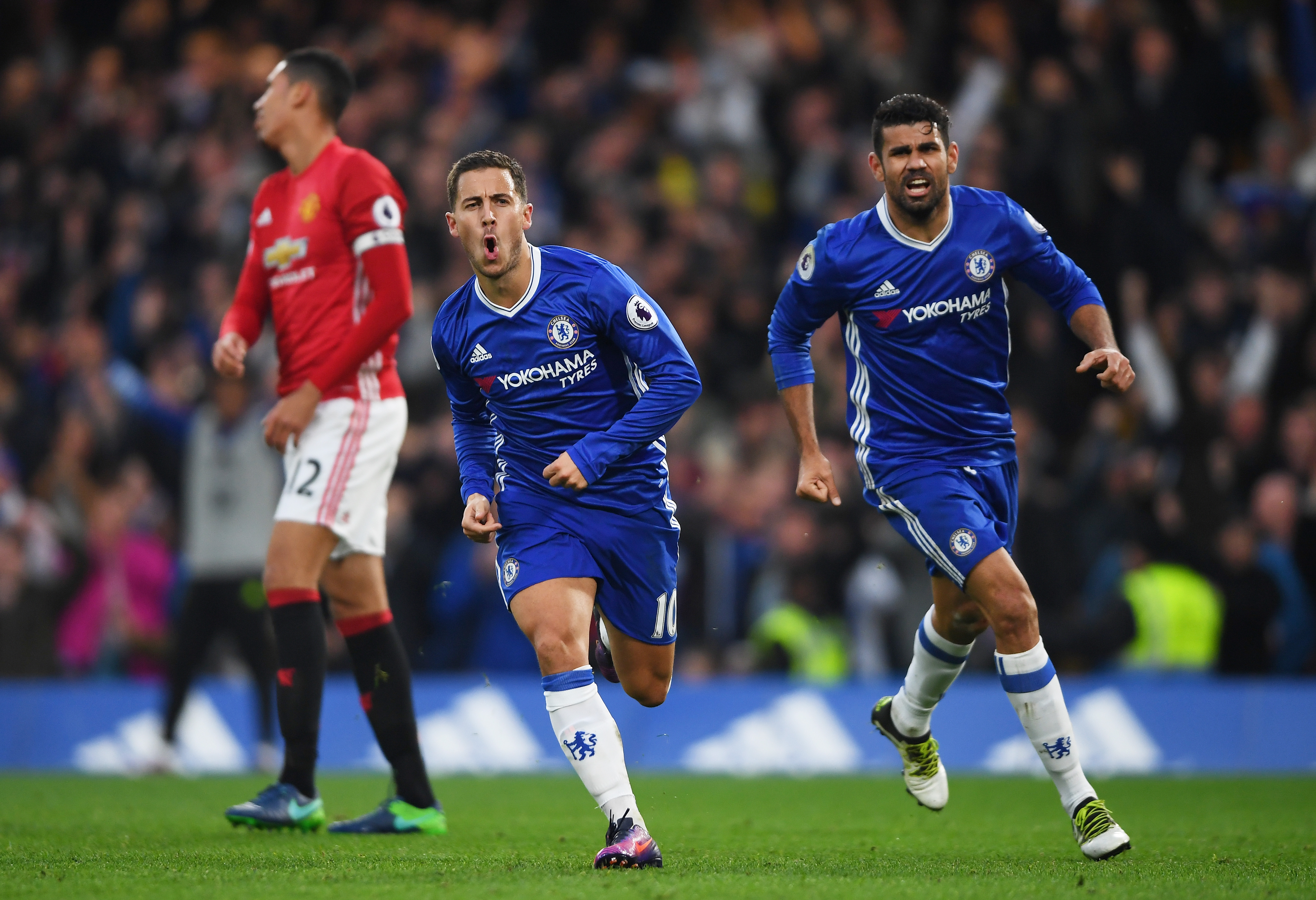 LONDON, ENGLAND - OCTOBER 23: Eden Hazard of Chelsea celebrates scoring his sides third goal with Diego Costa of Chelsea during the Premier League match between Chelsea and Manchester United at Stamford Bridge on October 23, 2016 in London, England. (Photo by Mike Hewitt/Getty Images)