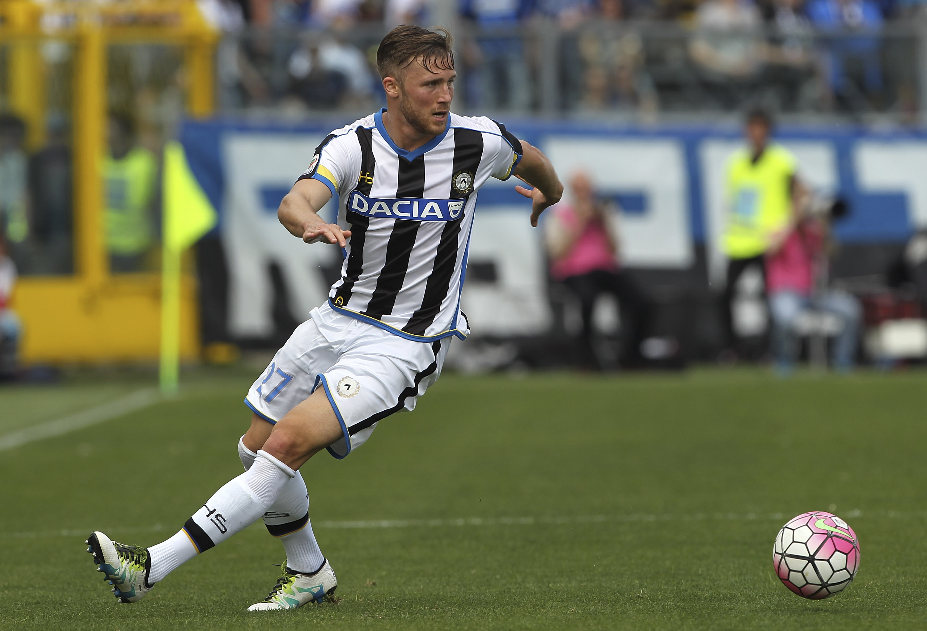 BERGAMO, ITALY - MAY 08: Silvan Widmer of Udinese Calcio in action during the Serie A match between Atalanta BC and Udinese Calcio at Stadio Atleti Azzurri d'Italia on May 8, 2016 in Bergamo, Italy. (Photo by Marco Luzzani/Getty Images)