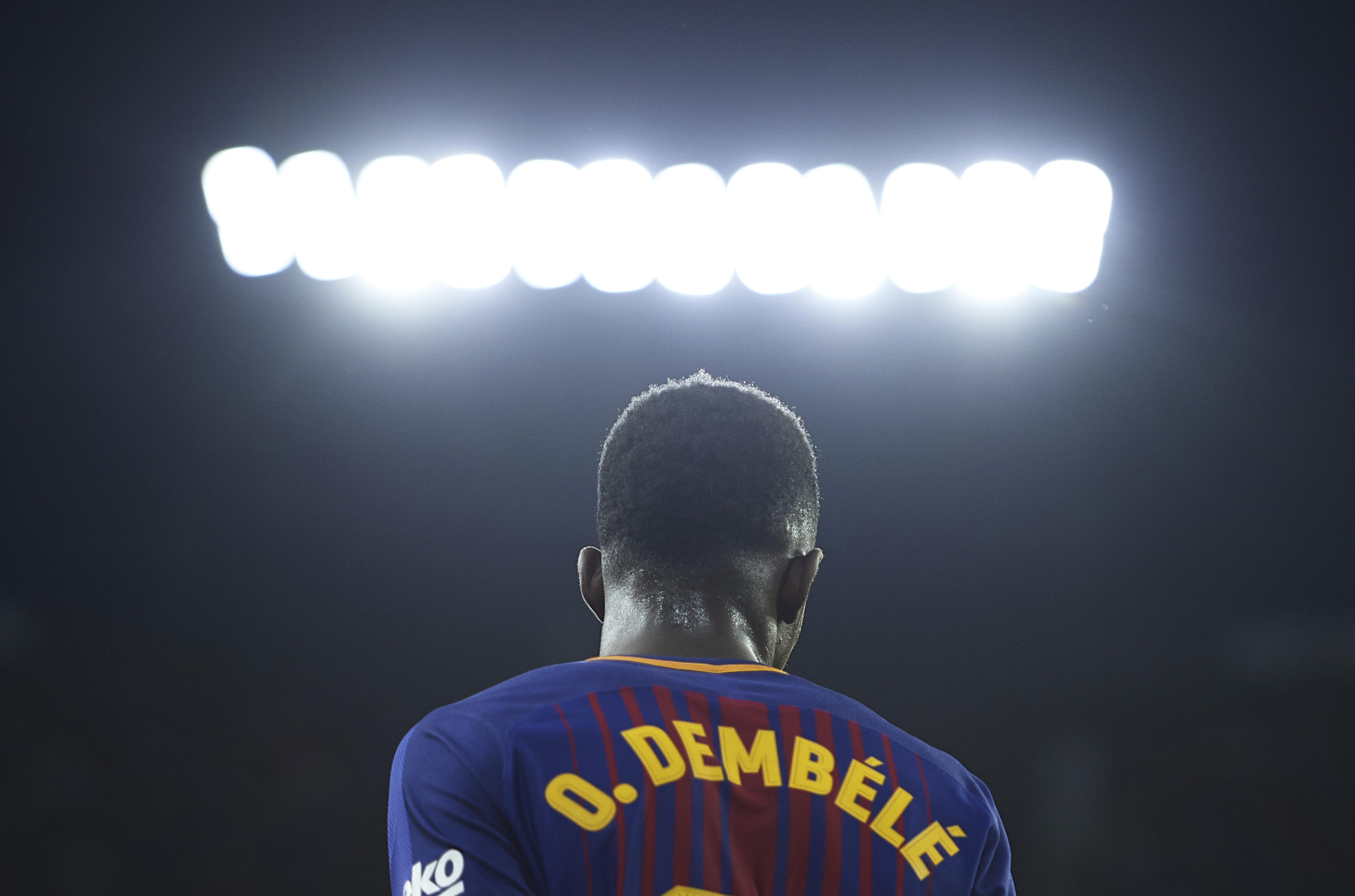 SEVILLE, SPAIN - MARCH 31: Ousmane Dembele of FC Barcelona looks on during the La Liga match between Sevilla CF and FC Barcelona at Estadio Ramon Sanchez Pizjuan on March 31, 2018 in Seville, Spain. (Photo by Aitor Alcalde/Getty Images)