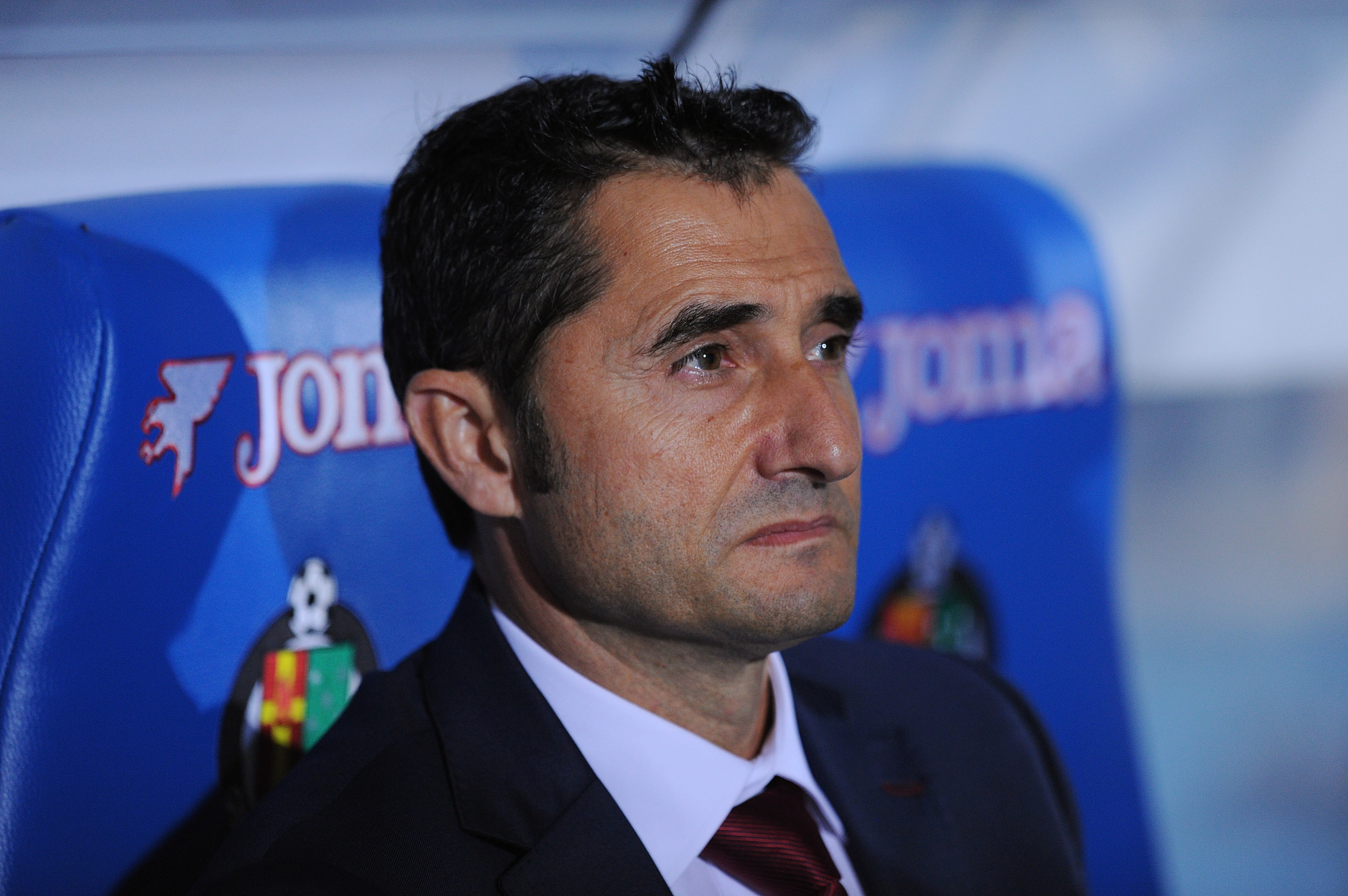 GETAFE, SPAIN - OCTOBER 28:  Head coach Ernesto Valverde of Athletic Club looks on during the La Liga match between Getafe CF and Athletic Club at Coliseum Alfonso Perez stadium on October 28, 2013 in Getafe, Spain.  (Photo by Denis Doyle/Getty Images)