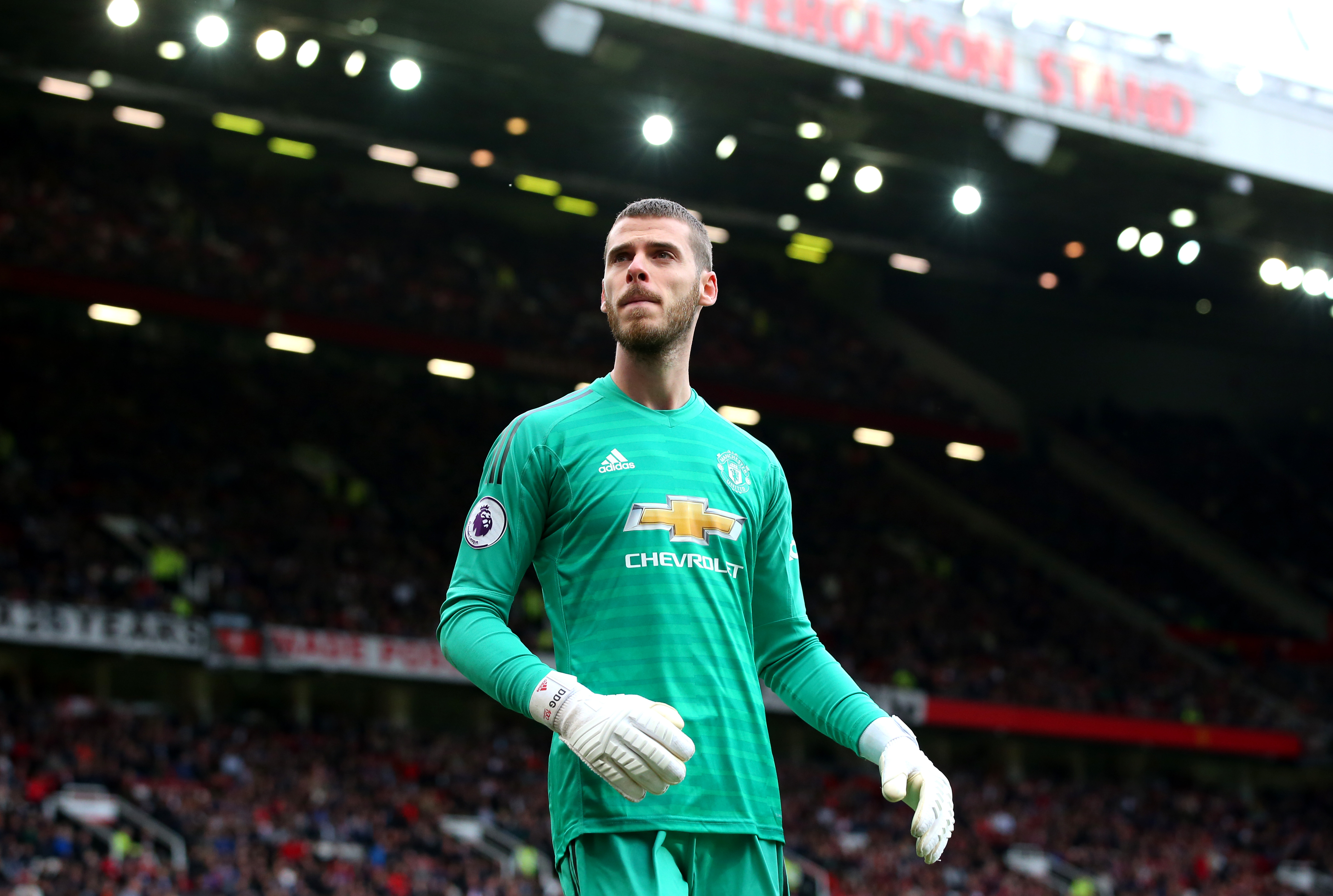 MANCHESTER, ENGLAND - APRIL 28:  David De Gea of Manchester United looks on during the Premier League match between Manchester United and Chelsea FC at Old Trafford on April 28, 2019 in Manchester, United Kingdom. (Photo by Alex Livesey/Getty Images)