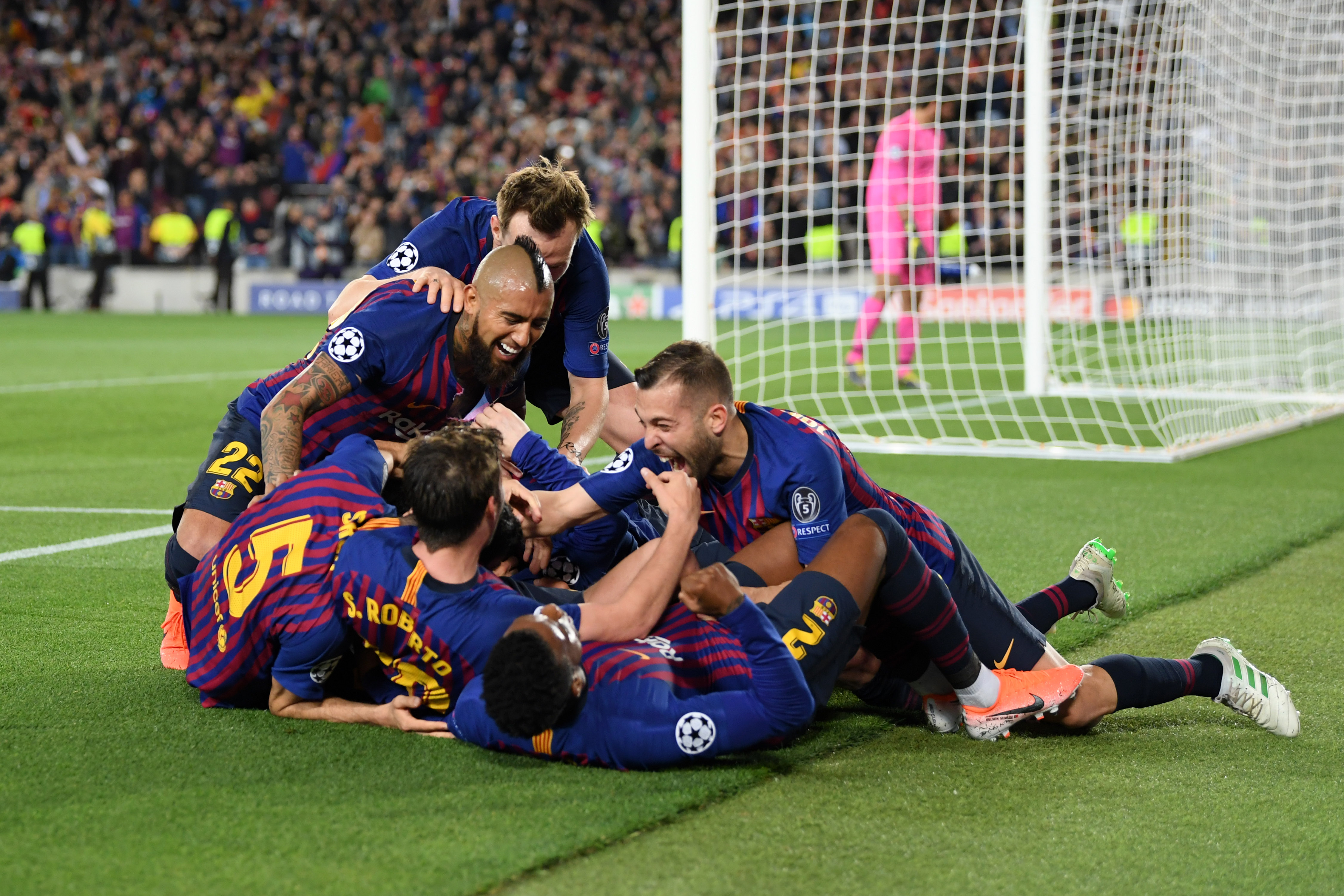 BARCELONA, SPAIN - MAY 01: Lionel Messi of Barcelona celebrates with his team mates after he scores his sides third goal during the UEFA Champions League Semi Final first leg match between Barcelona and Liverpool at the Nou Camp on May 01, 2019 in Barcelona, Spain. (Photo by Matthias Hangst/Getty Images)