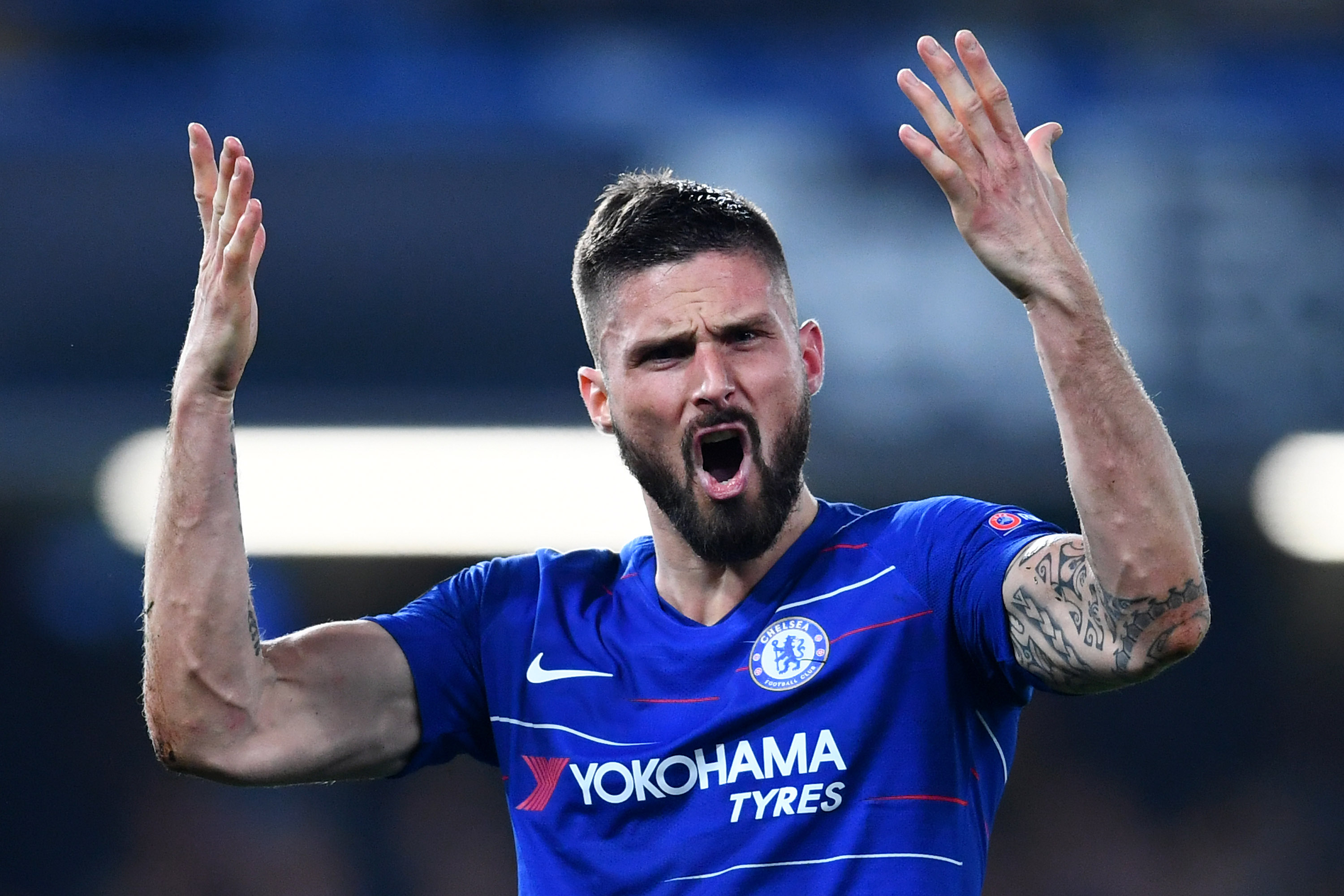 LONDON, ENGLAND - MAY 09: Olivier Giroud of Chelsea reacts during the UEFA Europa League Semi Final Second Leg match between Chelsea and Eintracht Frankfurt at Stamford Bridge on May 09, 2019 in London, England. (Photo by Clive Mason/Getty Images)