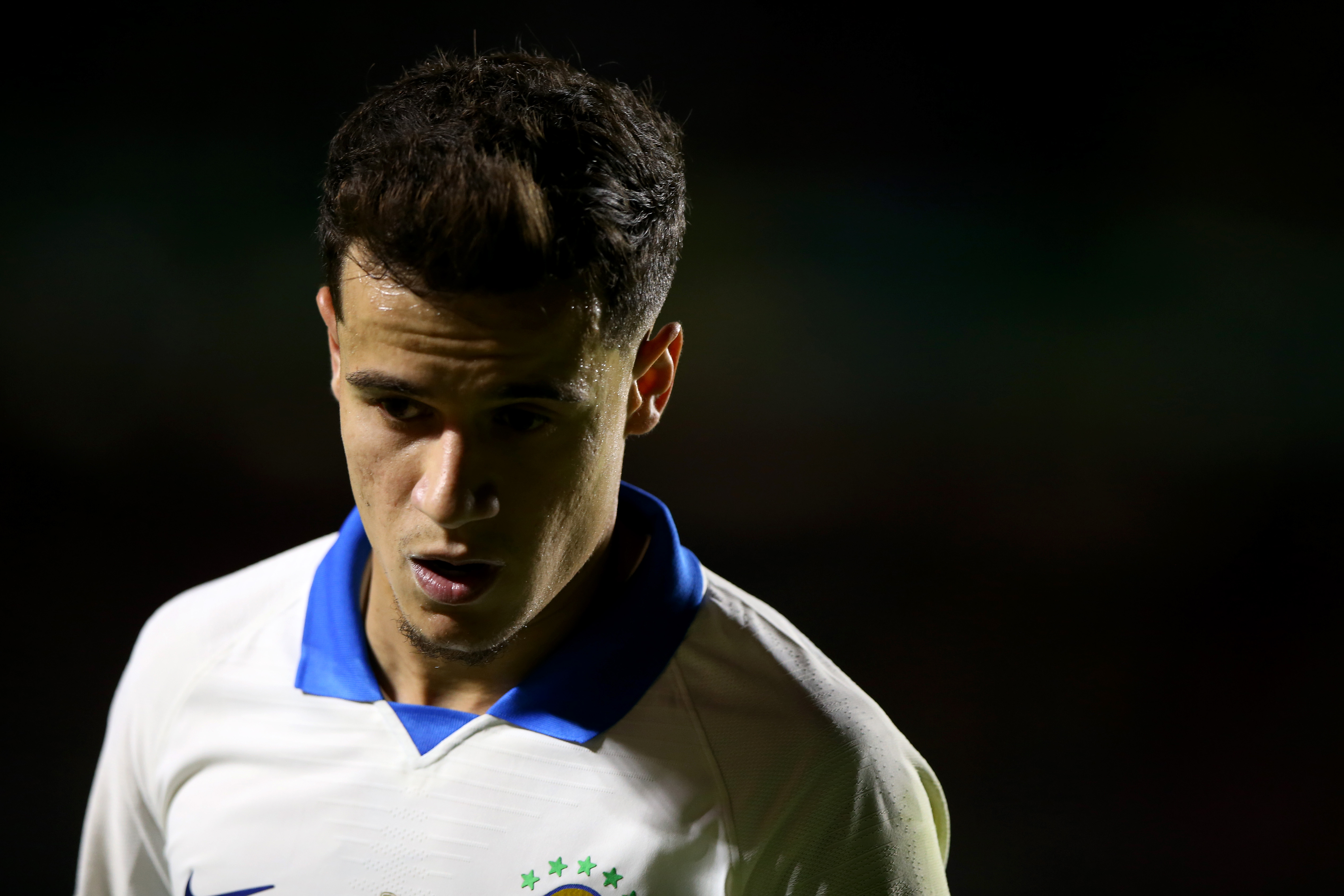 SAO PAULO, BRAZIL - JUNE 14: Philippe Coutinho of Brazil looks on during the Copa America Brazil 2019  group A match between Brazil and Bolivia at Morumbi Stadium on June 14, 2019 in Sao Paulo, Brazil. (Photo by Alexandre Schneider/Getty Images)