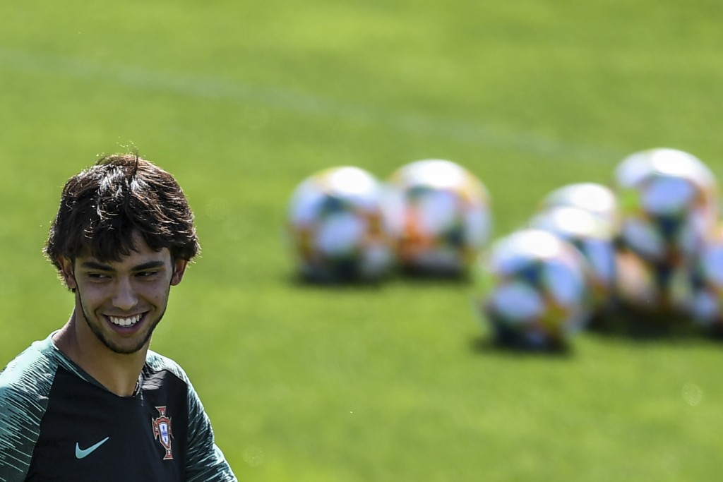 Joao Felix in talks to rejoin Benfica.