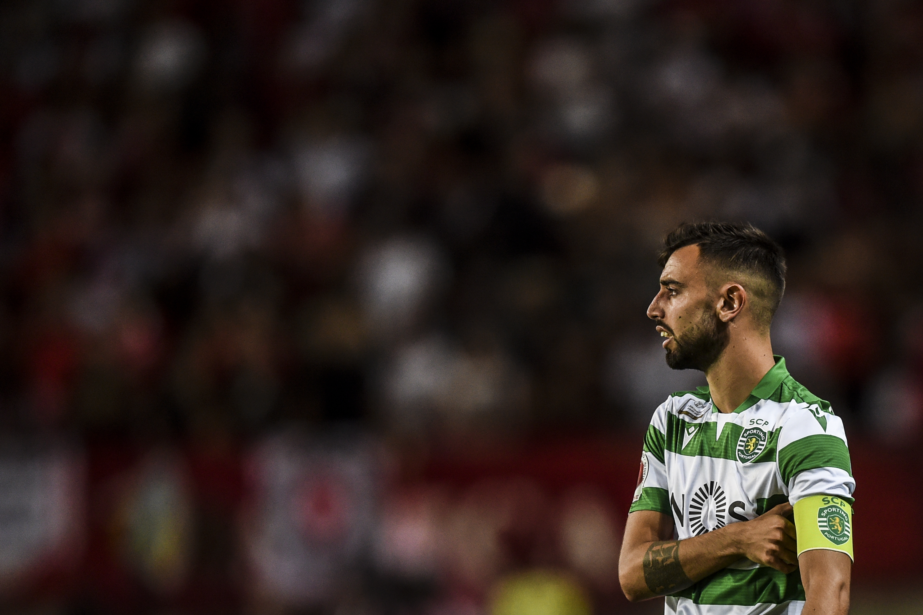 Sporting's Portuguese midfielder Bruno Fernandes looks on during the Portugal's Candido de Oliveira Super Cup final football match between SL Benfica and Sporting CP at the Algarve stadium in Faro on August 4, 2019. (Photo by PATRICIA DE MELO MOREIRA / AFP) (Photo credit should read PATRICIA DE MELO MOREIRA/AFP via Getty Images)